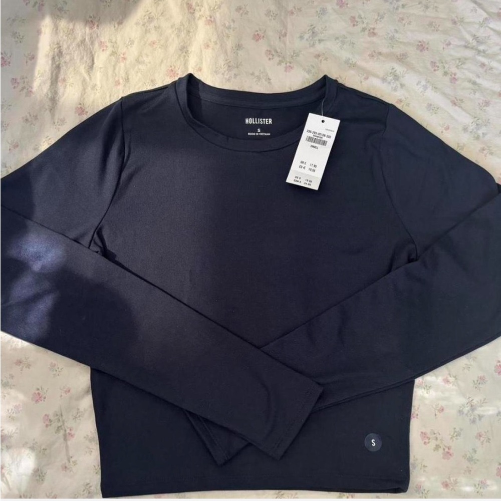 Hollister dark blue Crew Neck Tee